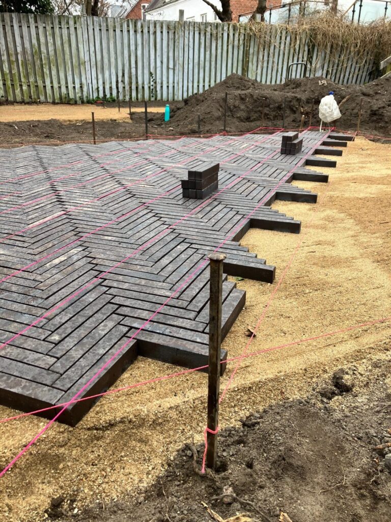 2025 10 belaegning IMG